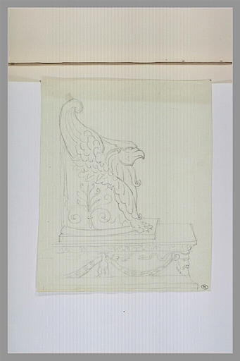 Trône antique en marbre