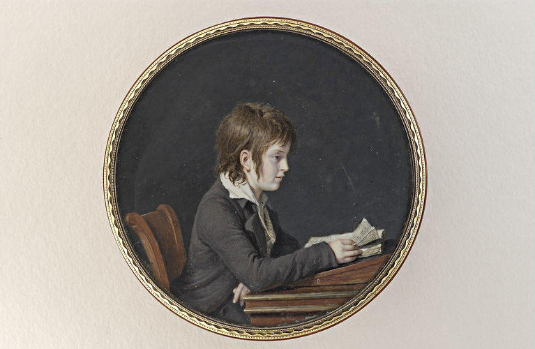 Portrait d'un garçonnet, en habit gris violacé et gilet rayé