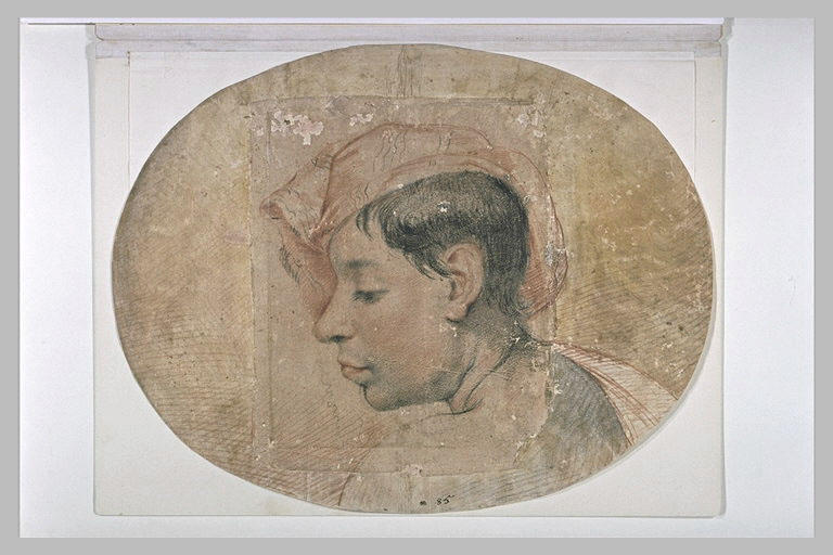 Profil de jeune garçon, coiffé d'un béret