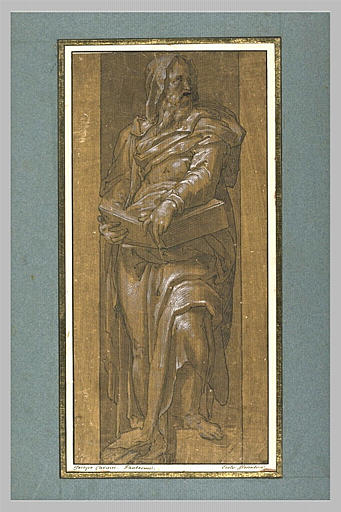 Un prophète debout tenant un livre devant lui