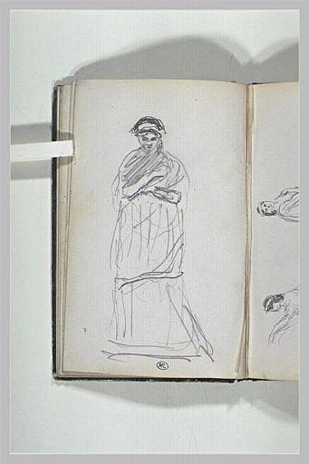 Femme debout, de face