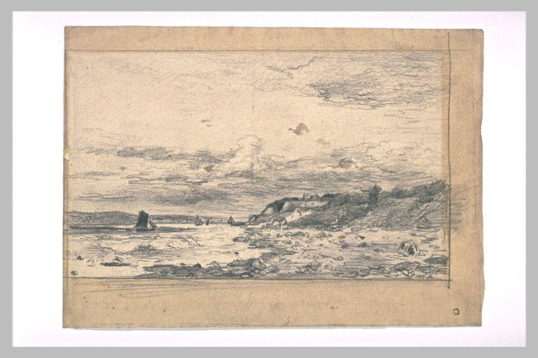 Terrain boisé, en pente