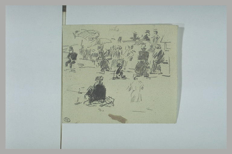 Personnes assises sur une plage