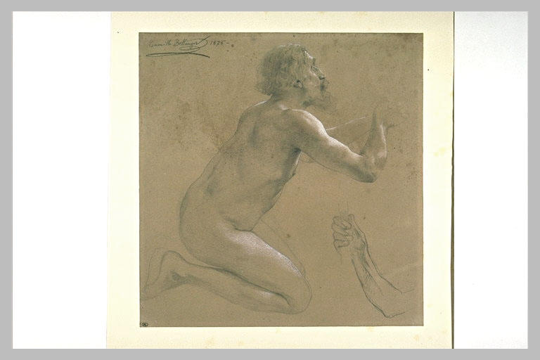 Vieillard agenouillé, les mains jointes en un geste de supplication