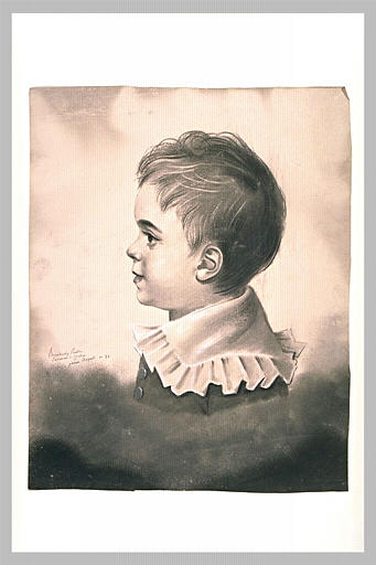 Portrait de jeune garçon, en buste, de profil vers la gauche