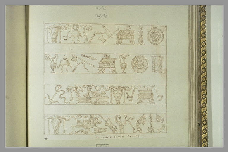 Quatre frises superposées représentant des objets de sacrifice