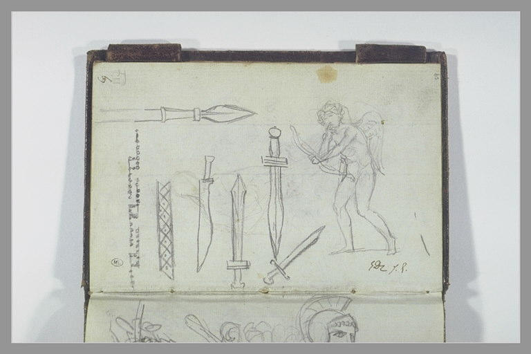 Amour marchant vers la gauche ; épées et motifs décoratifs