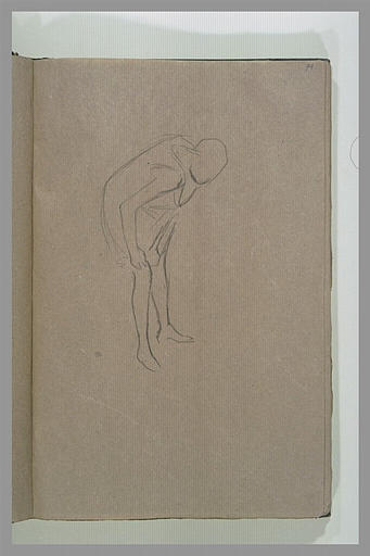 Femme en chemise, penchée en avant