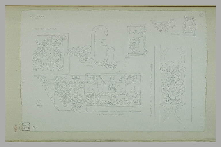 Volterra : frises, anse, bronze, bas relief et fragment de soffite du musée