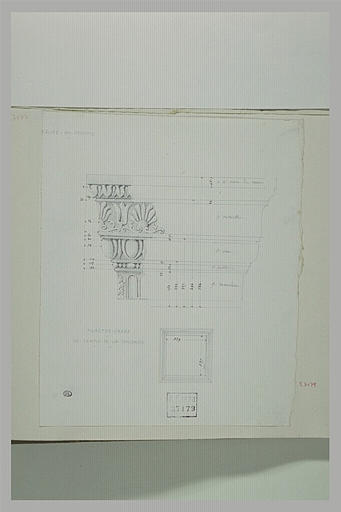 Moulures et plan d'un pilastre carré, dans l'église du Crucifix, à Assise