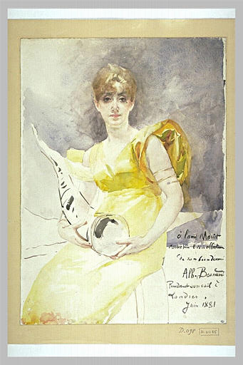Femme assise, de face, vêtue d'une robe jaune et tenant une corne