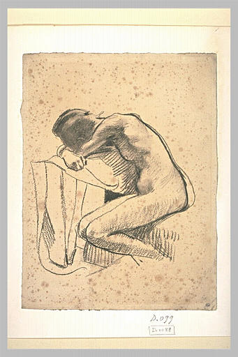 Femme nue, assise, tournée vers la gauche, penchée en avant