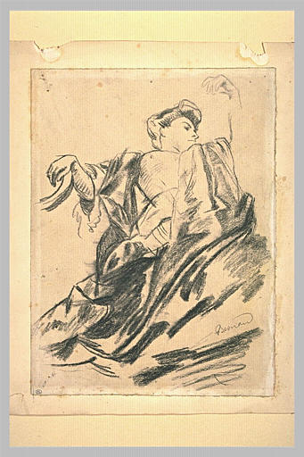 Femme drapée, vue en contre-plongée