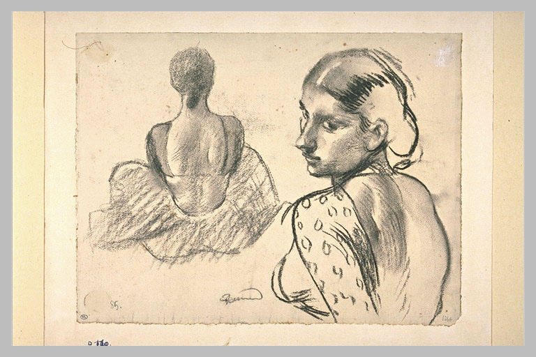 Femme assise en tailleur, de dos, et buste de femme se retournant