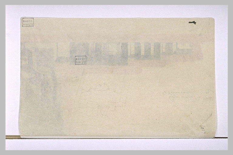 Carton à dessin posé sur une table