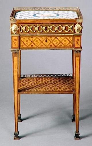 Table à écrire ornée d'une plaque en porcelaine rectangulaire