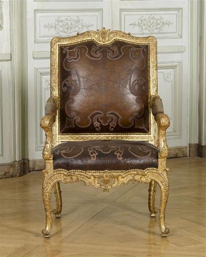 Mobilier du salon Crozat : fauteuil