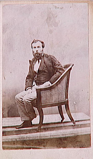 Portrait de Gustave Moreau assis dans un fauteuil (août 1874)