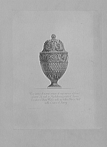 Recueil de gravures : Vases, candélabres, cippes
