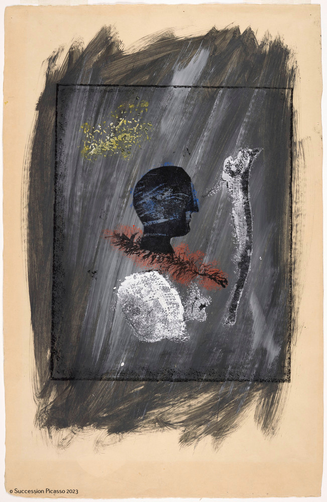 Tête avec plume et tarlatane