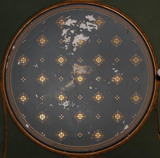 Plafond du passage vers le cabinet des Gemmes