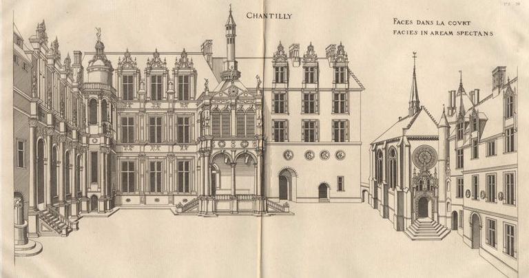 Chantilly. Faces dans la court. Facies in aeram spectans