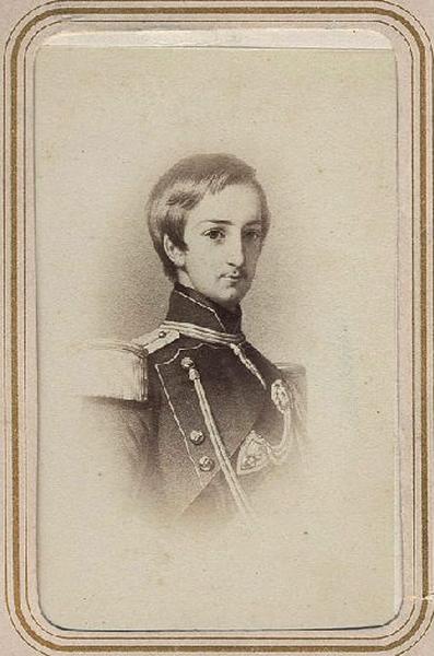 Portrait du duc de Montpensier, en buste, de trois quarts, en uniforme, reproduction d'après Winterhalter