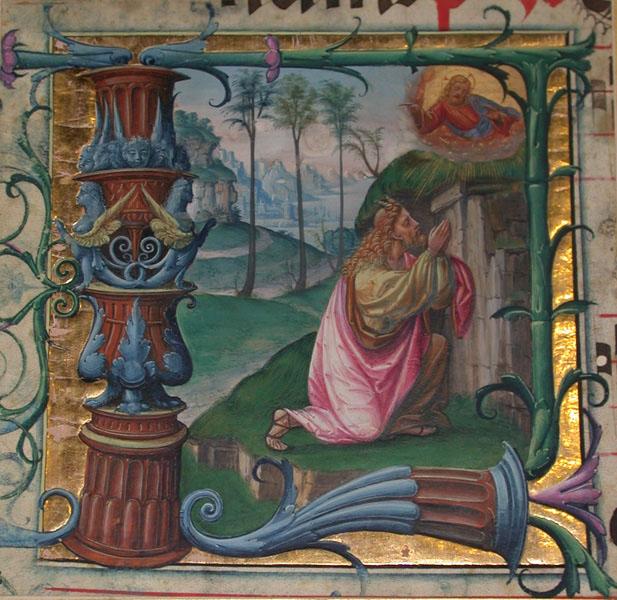 Moïse agenouillé en prières