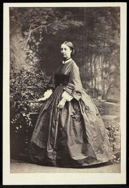 Françoise d'Orléans, duchesse de Chartres (Neuilly-sur-Seine, 1844 ; château de Saint-Firmin (Oise), 1925)