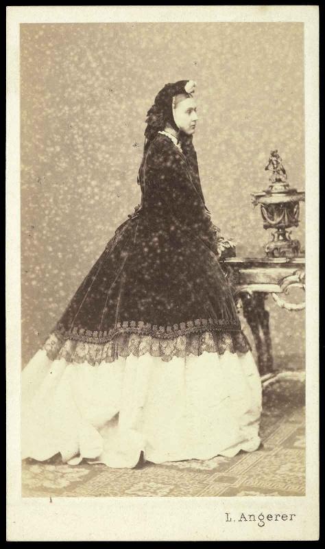 Marie-Thérèse de Habsbourg-Teschen, duchesse de Würtemberg (Vienne, 1845 - Tübingen, 1927)