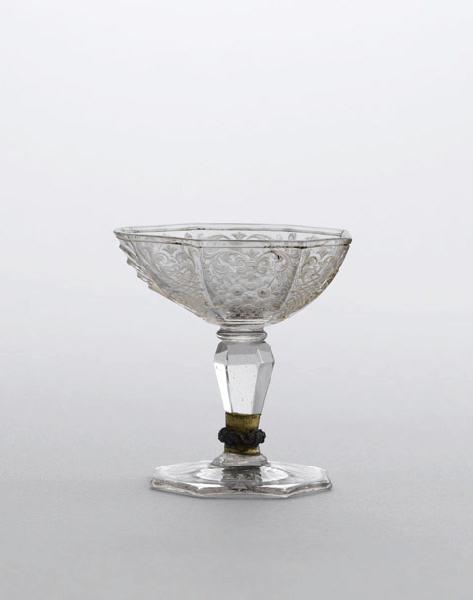 Verre aux armes de Condé