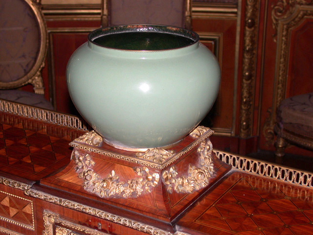 Vase cache pot émail vert céladon