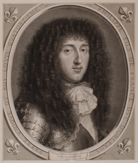 Philippe de France duc d'Orléans (Saint-Germain-en-Laye, 1640 ; Château de Saint-Cloud, 1701) dans un ovale tronqué, chaque angle est orné d'une fleur de lys