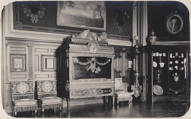 Vue de l'antichambre du château de Chantilly