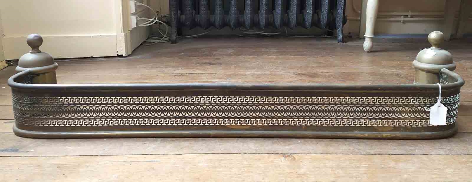 Galerie de cuivre arrondie