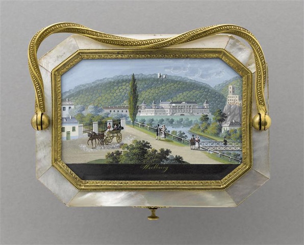 Presse-papier en nacre avec anse représentant un paysage