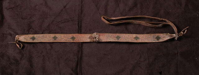 Ceinture de cuir brodé