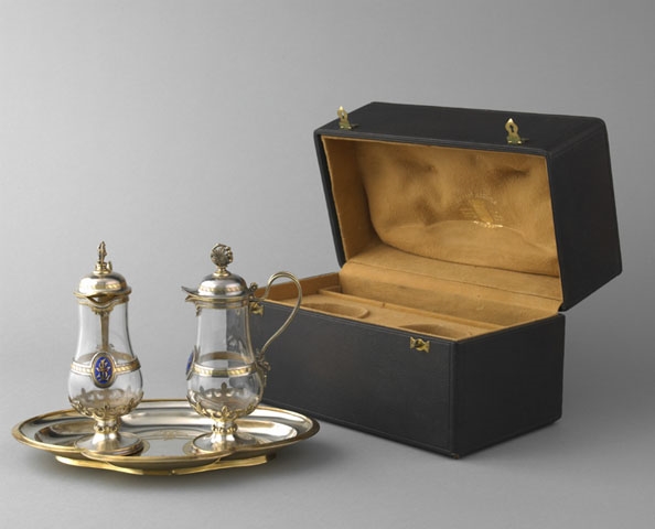 Calice en argent et vermeil, avec couvercle à décor de blason aux armes d’Orléans émaillées