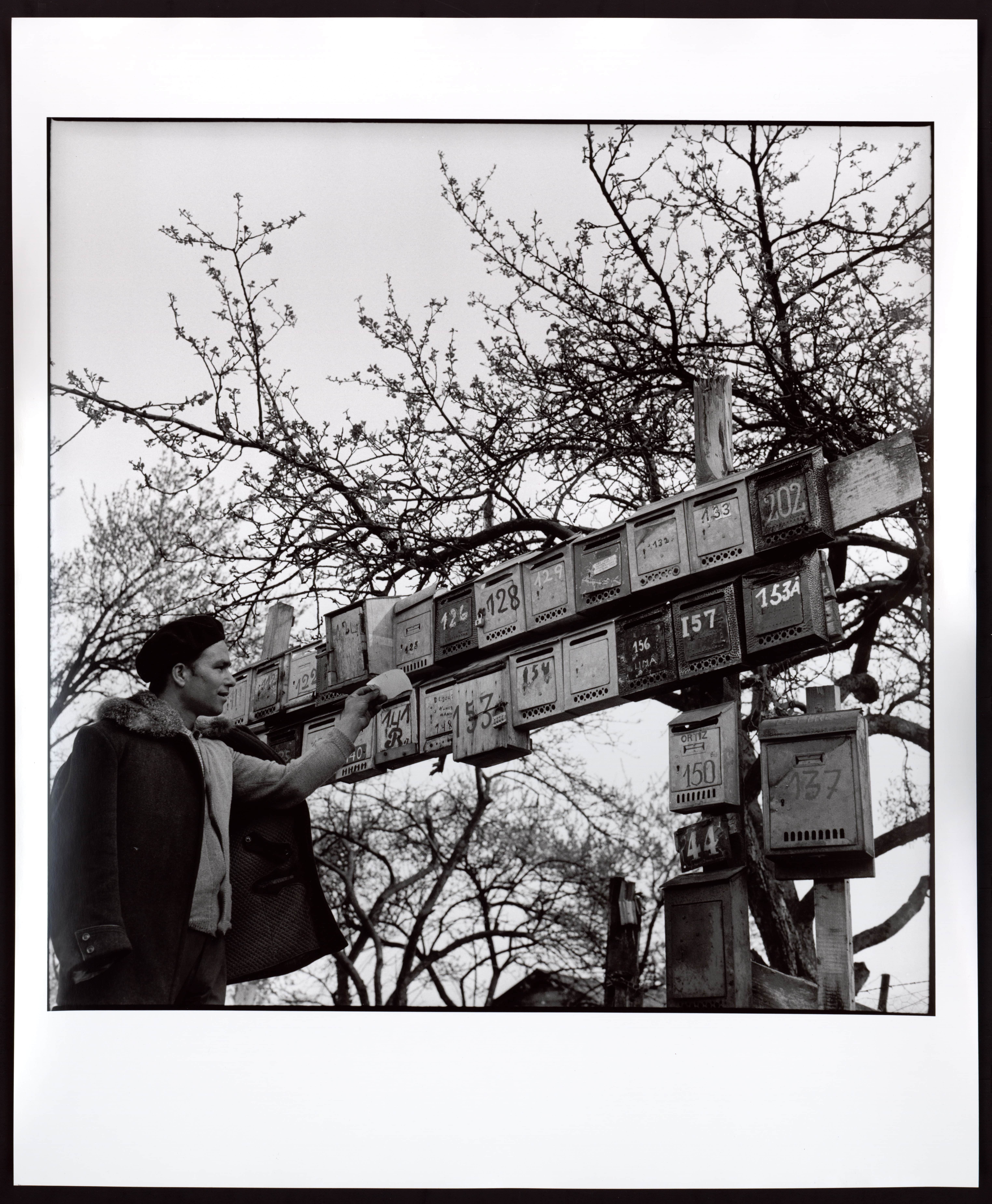 Boîte aux lettres ; Champigny-sur-Marne (titre de la série)