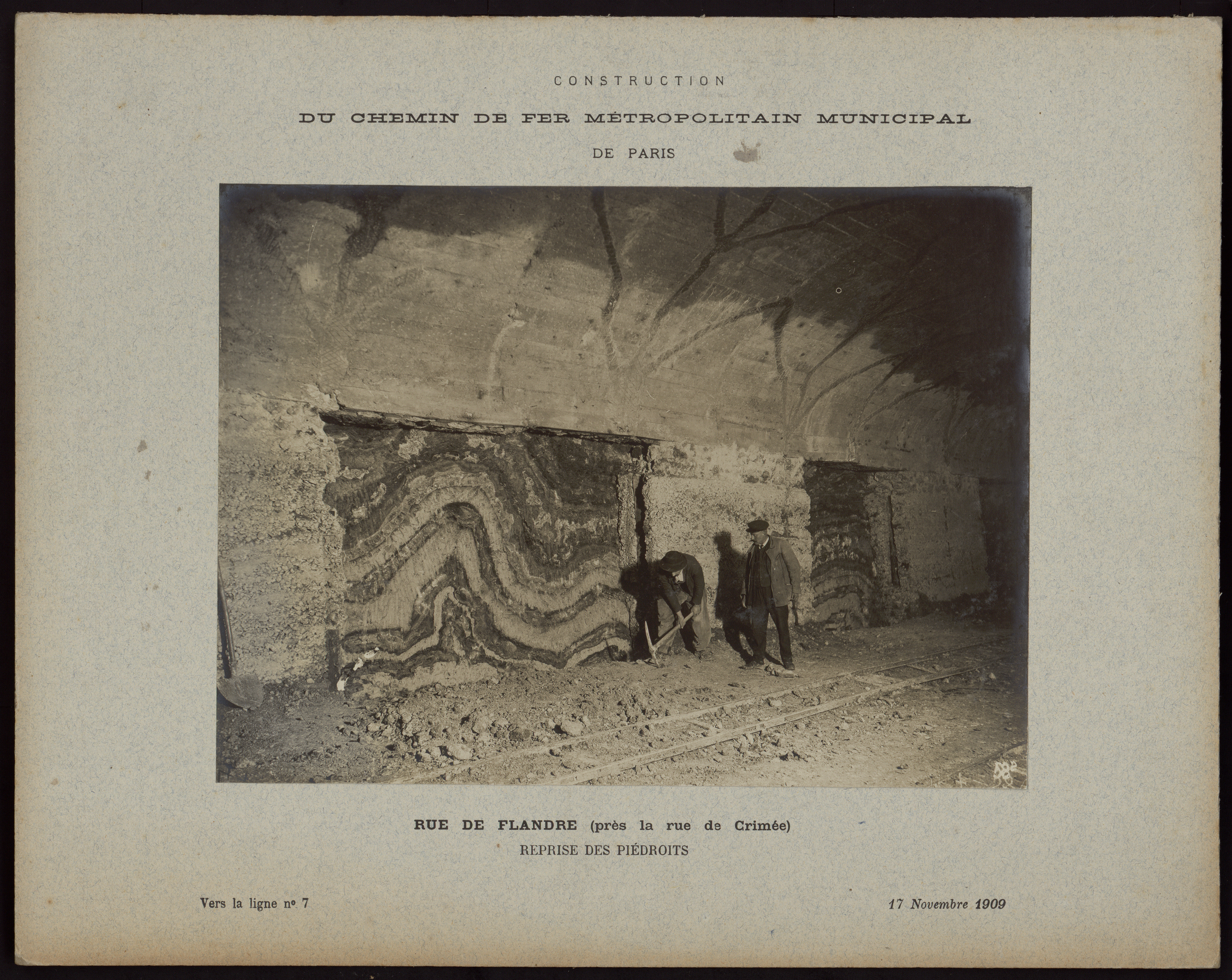 Construction du chemin de fer métropolitain municipal de Paris
