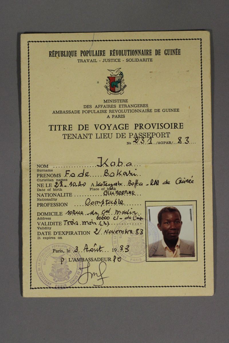 Titre de voyage de Fodé Kaba