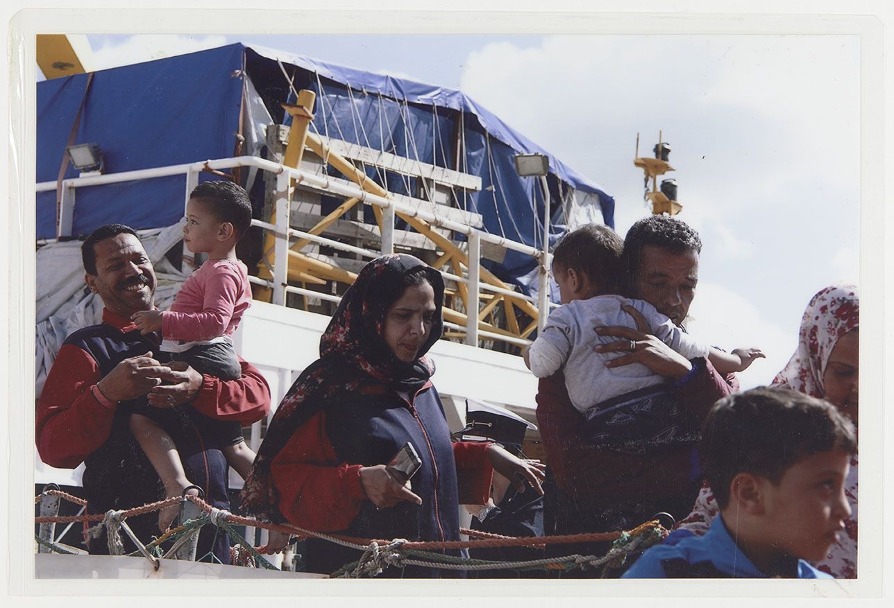 "Débarquement des enfants" (titre factice)