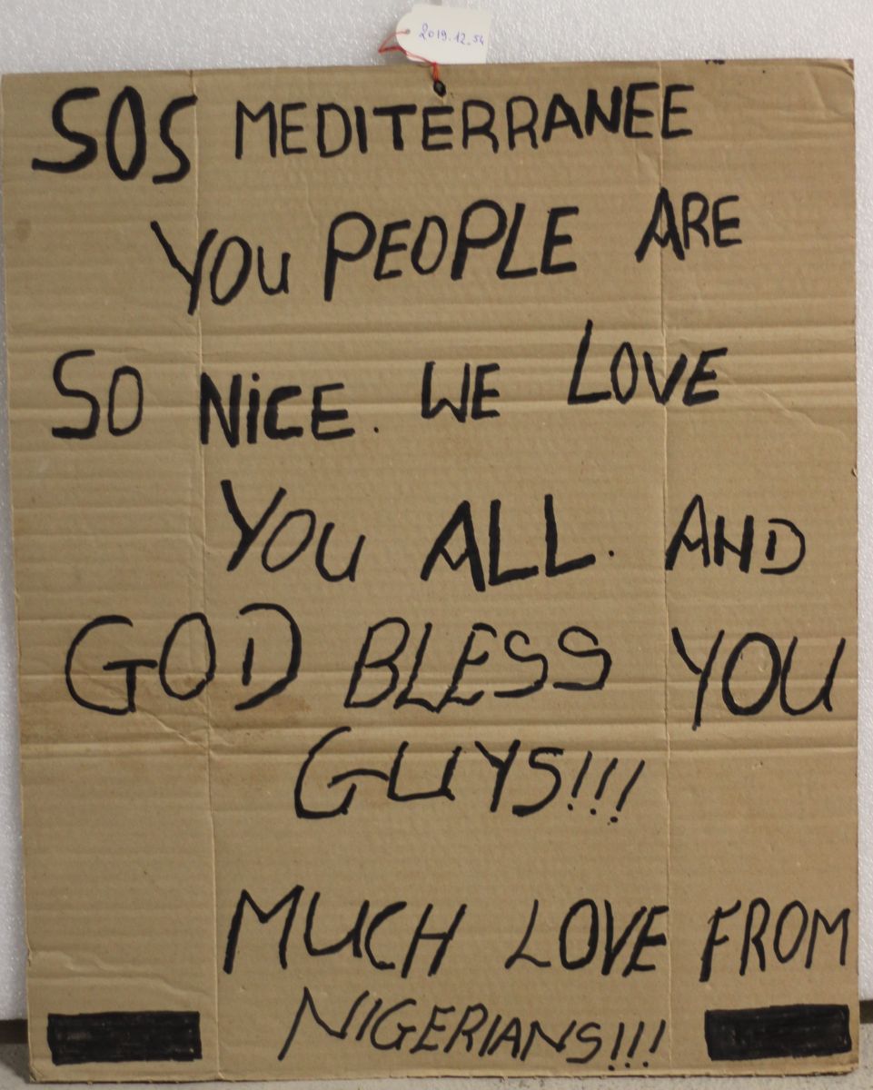 "Much love from Nigerians » (titre factice)