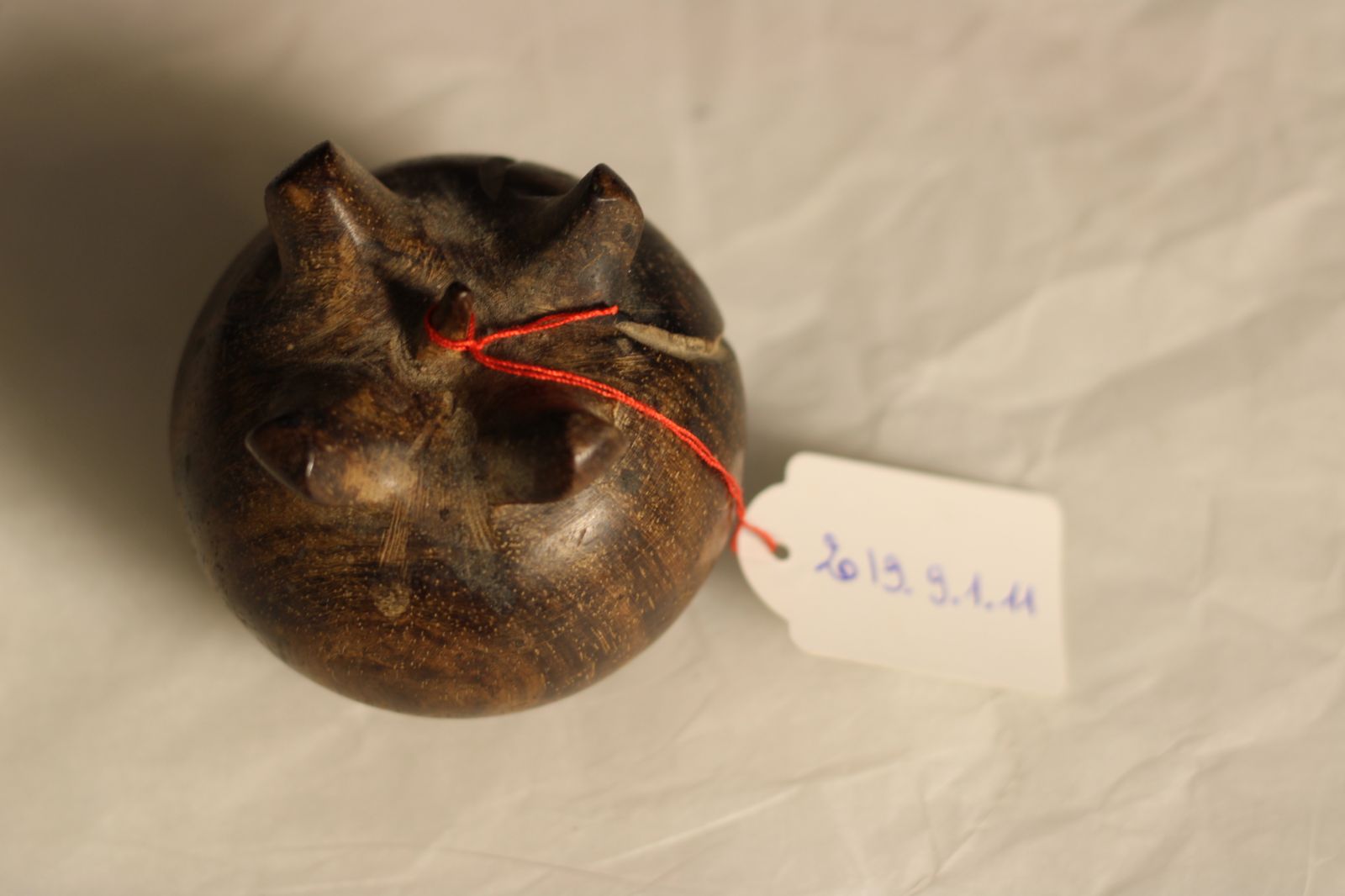 Plateau de fruits de Louis B. ; kaki