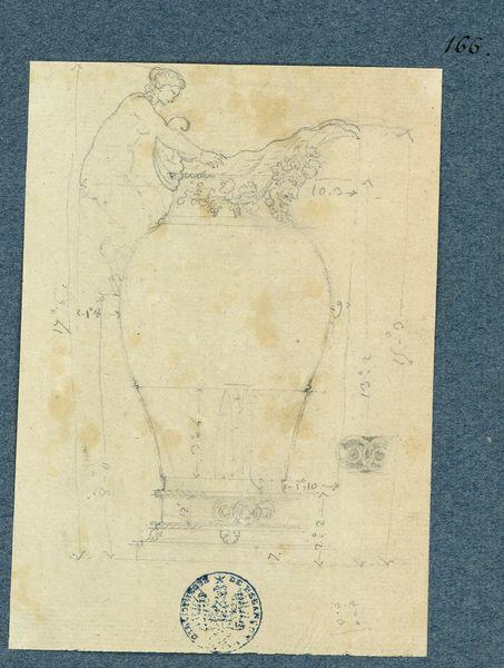 Vase antique où semble puiser une femme