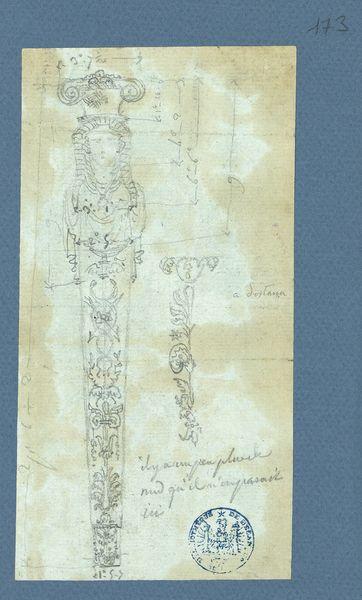 Pied de table décoré à l'antique avec caryatide