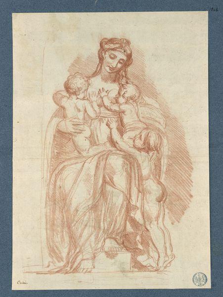 Femme avec deux enfants au sein et un autre s'appuyant sur ses genoux
