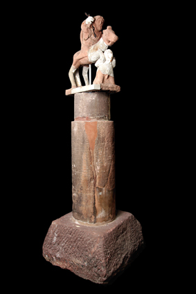 Colonne de groupe de cavalier à l’anguipède