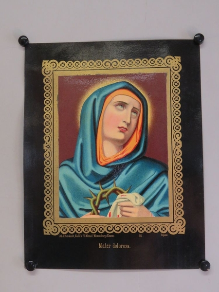 Mater Dolorosa. (titre inscrit, latin)
