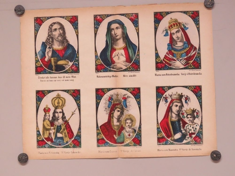Buvez-en tous, car ceci est mon sang. / Mère aimable. / Vierge d'Ostrobramska. / Ste. Vierge Lakowki. / Ste.Vierge de Cassan. / Ste. Vierge de Kawnicka.  (titre inscrit, allemand, français)